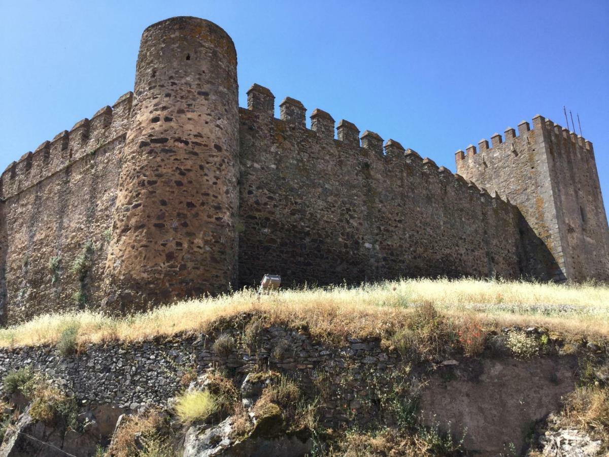 Casa Rural Castillo De Segura Segura de León Dış mekan fotoğraf